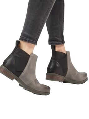 Sorel Emelie Chelsea Leather Ankle Boots